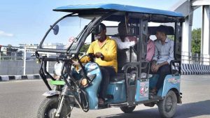 delhi erickshaw